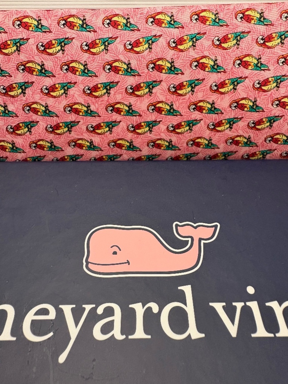 Vineyard Vines parrot Tie NWT
